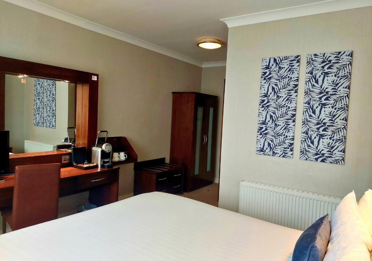 Flannery'S Hotel Голвей Екстер'єр фото